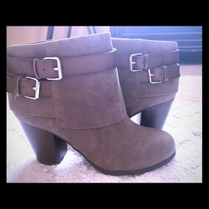 Madden Girl Dylan Bootie